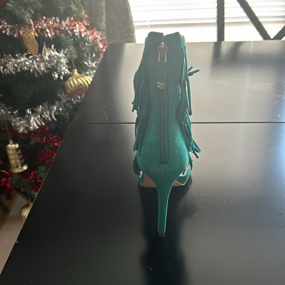 Guess suede fringe heels - Picture 3 of 5